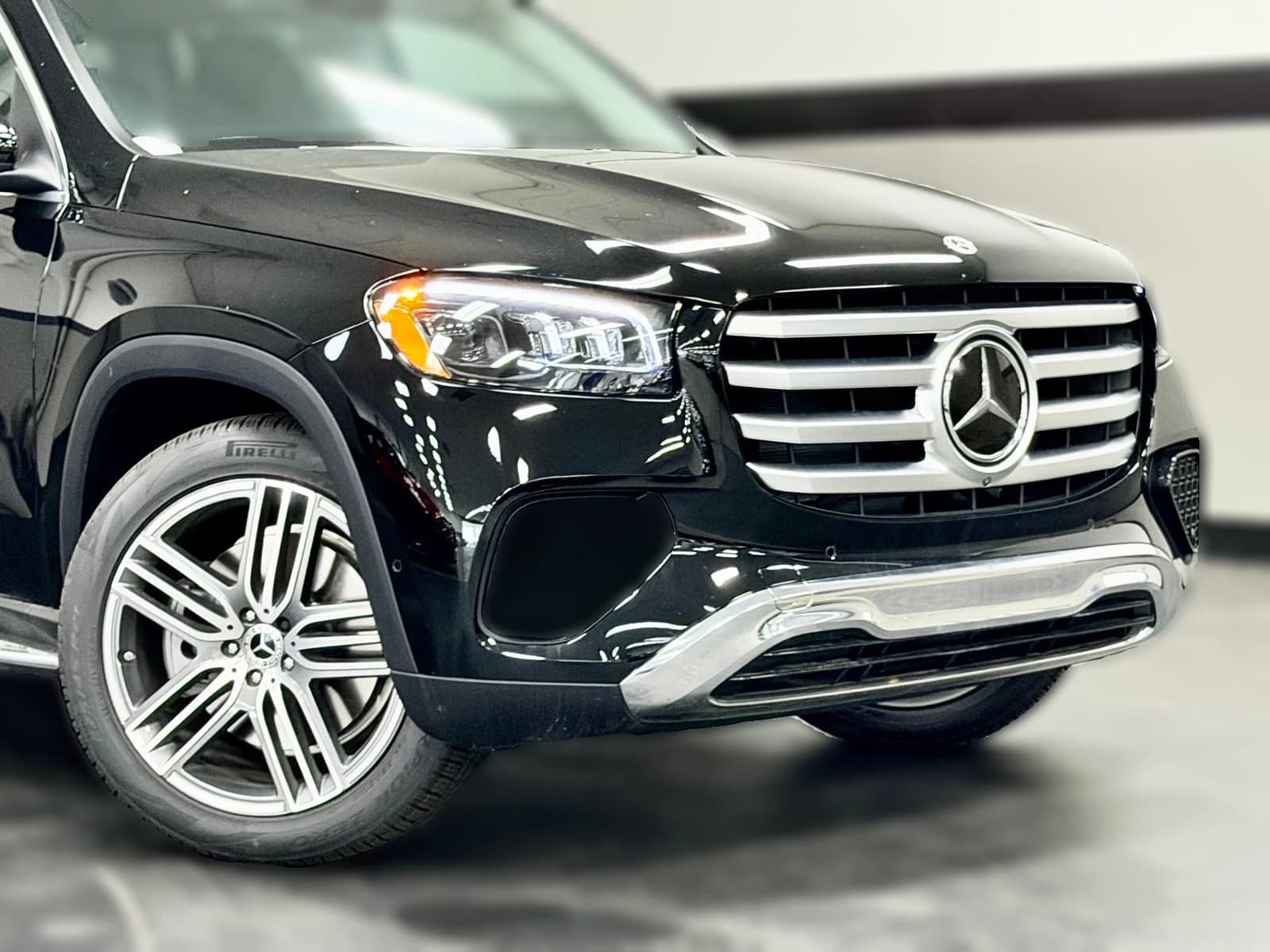 Mercedes-Benz GLS GLS 450 4MATIC SUV 2026 — side view