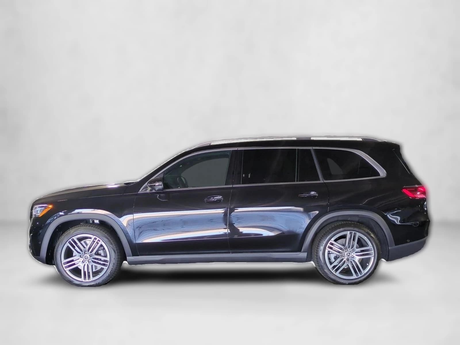 Mercedes-Benz GLS GLS 450 4MATIC SUV 2026 — side view