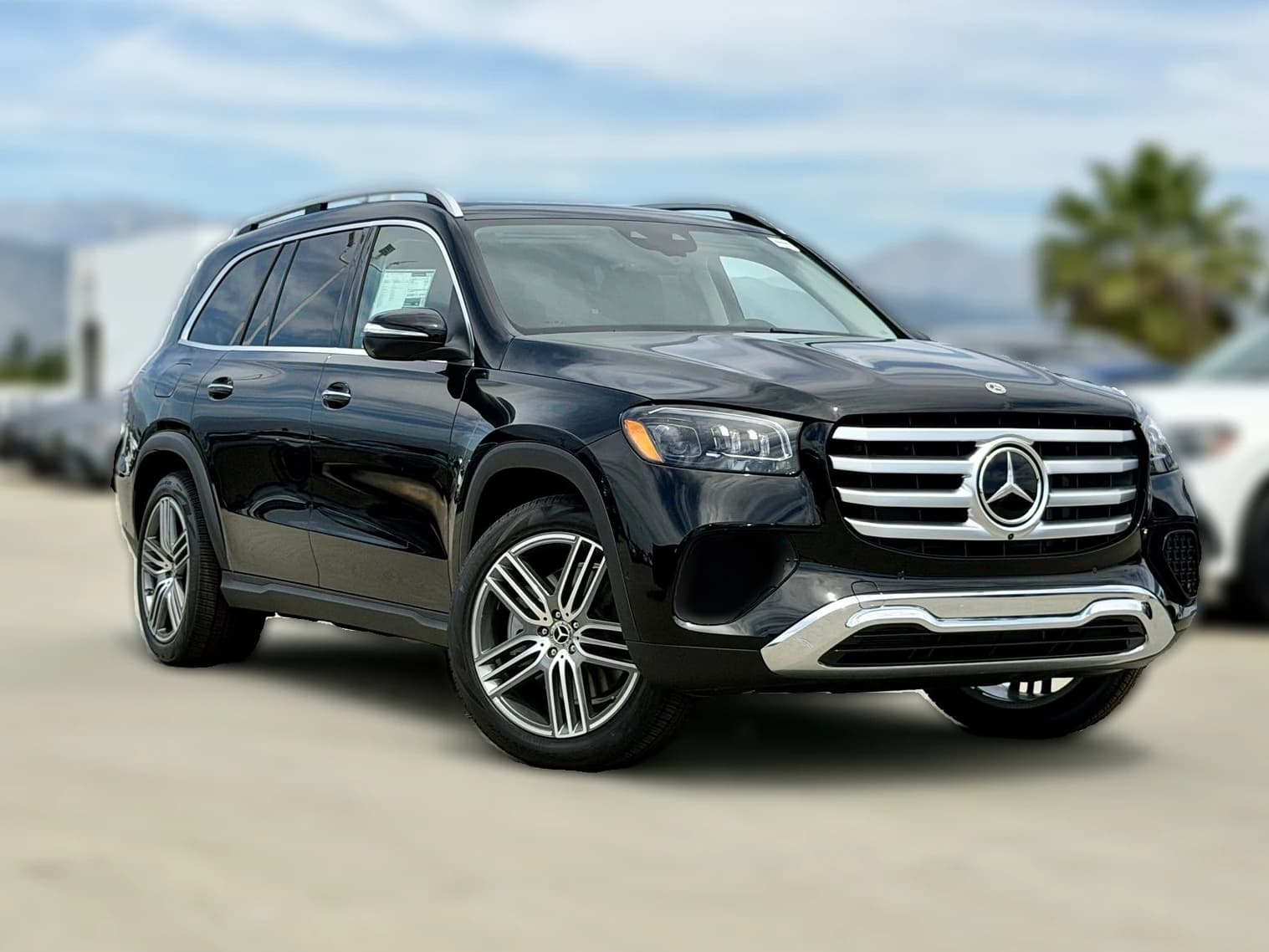 Mercedes-Benz GLS GLS 450 4MATIC SUV 2026 — side view