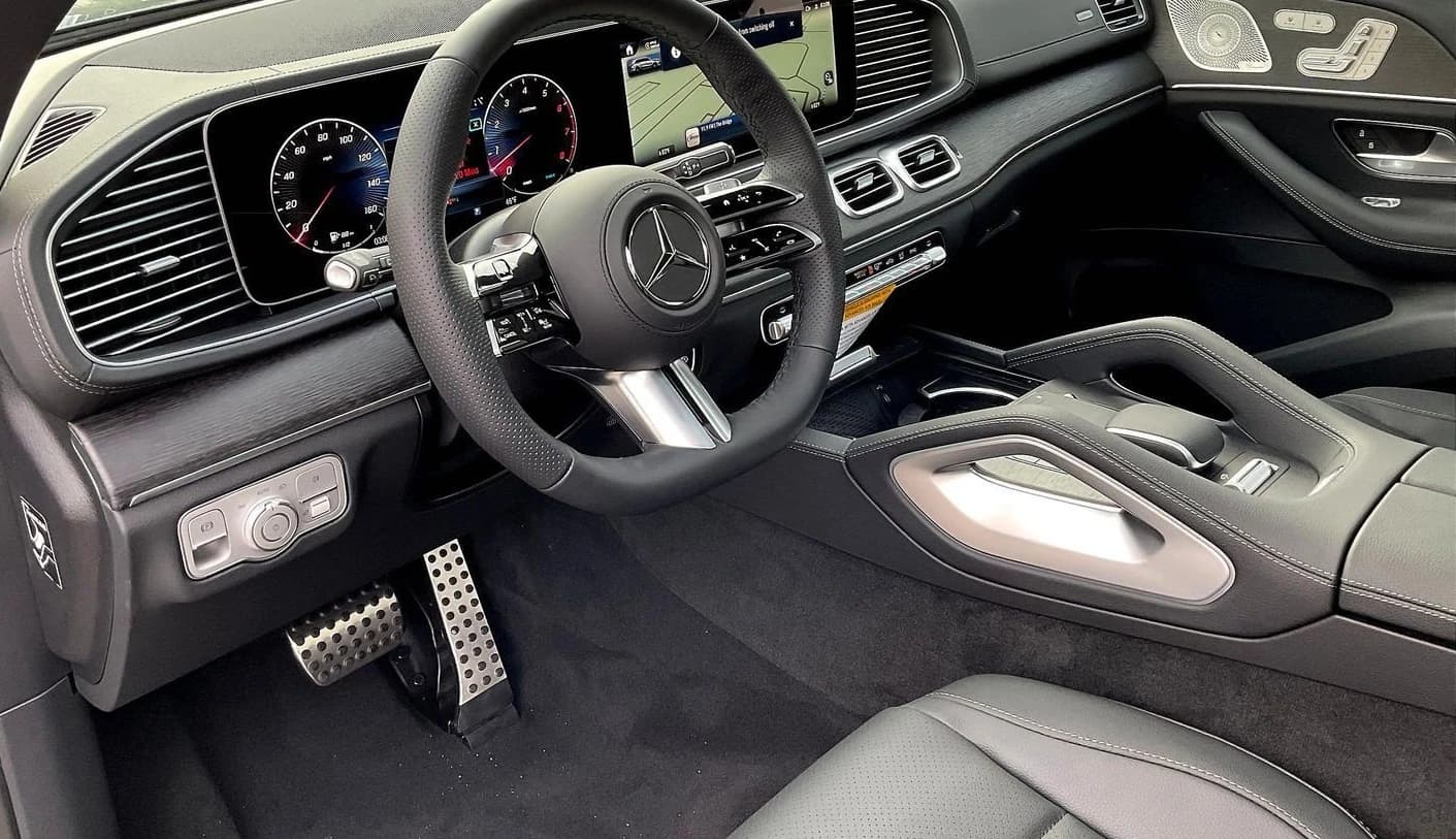 Mercedes-Benz GLS GLS 450 4MATIC SUV 2026 — side view