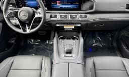 Mercedes-Benz GLS GLS 450 4MATIC SUV 2026 — side view