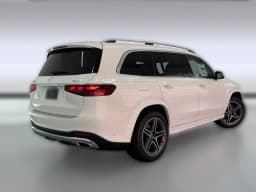 Mercedes-Benz GLS GLS 450 4MATIC SUV 2026 — side view