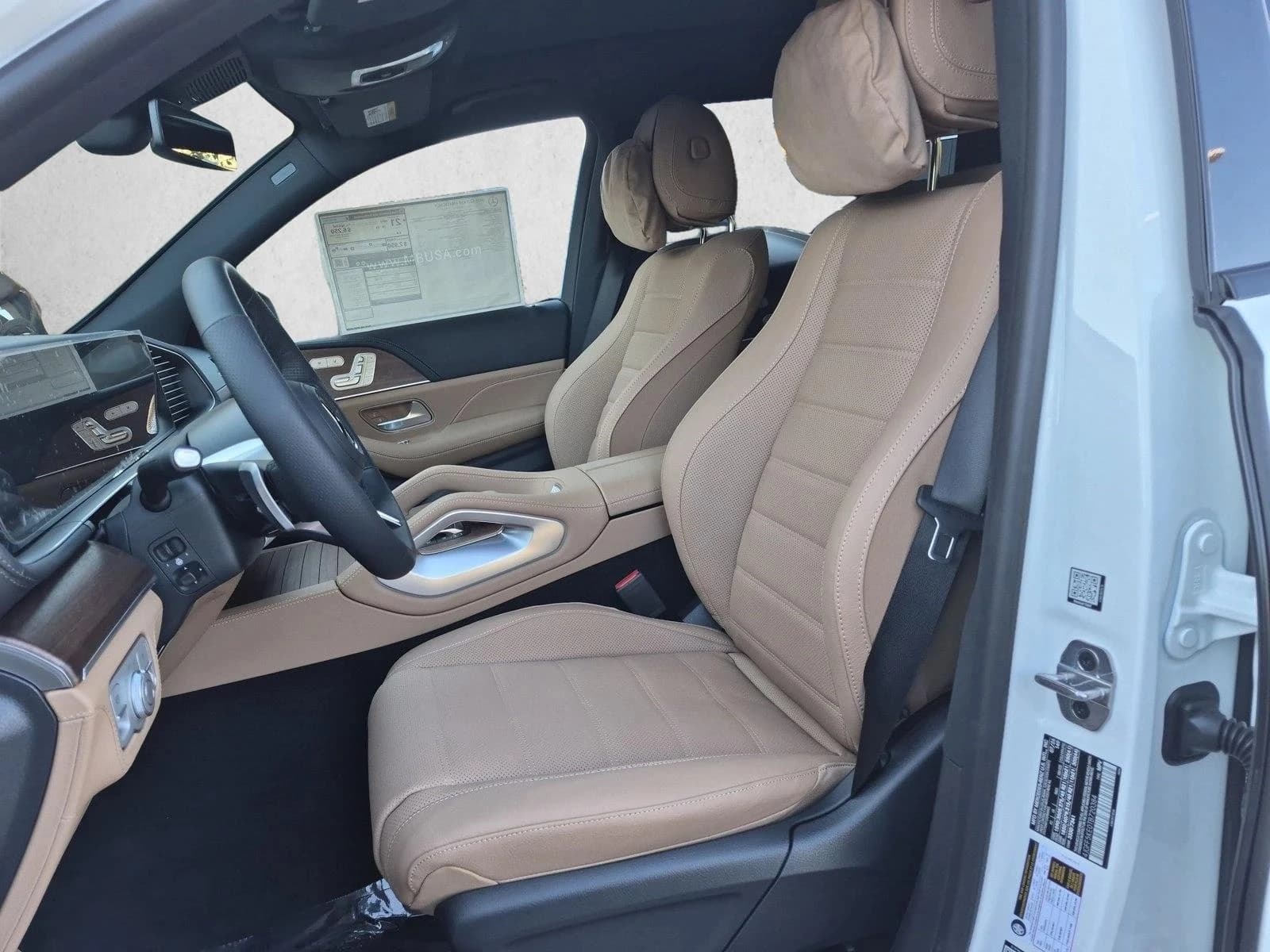 Mercedes-Benz GLS GLS 450 4MATIC SUV 2026 — side view