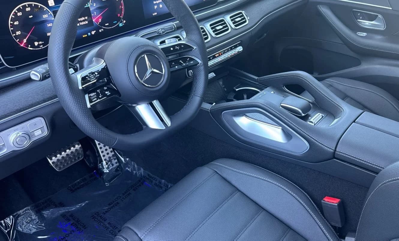 Mercedes-Benz GLS GLS 450 4MATIC SUV 2026 — side view