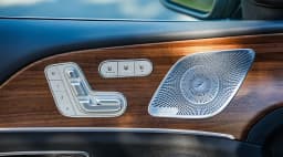 Mercedes-Benz GLS GLS 450 4MATIC SUV 2026 — side view