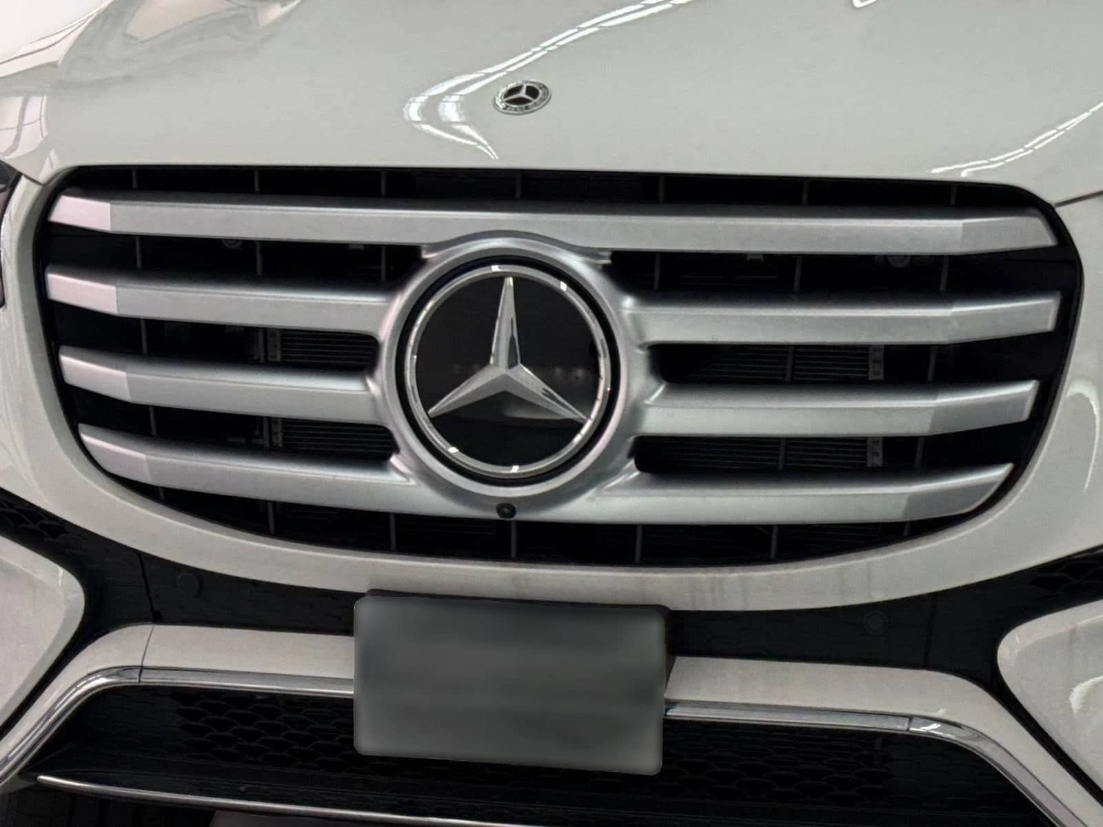 Mercedes-Benz GLS GLS 450 4MATIC SUV 2026 — side view
