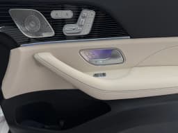 Mercedes-Benz GLS GLS 450 4MATIC SUV 2026 — side view