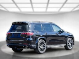 Mercedes-Benz GLS GLS 450 4MATIC SUV 2026 — side view