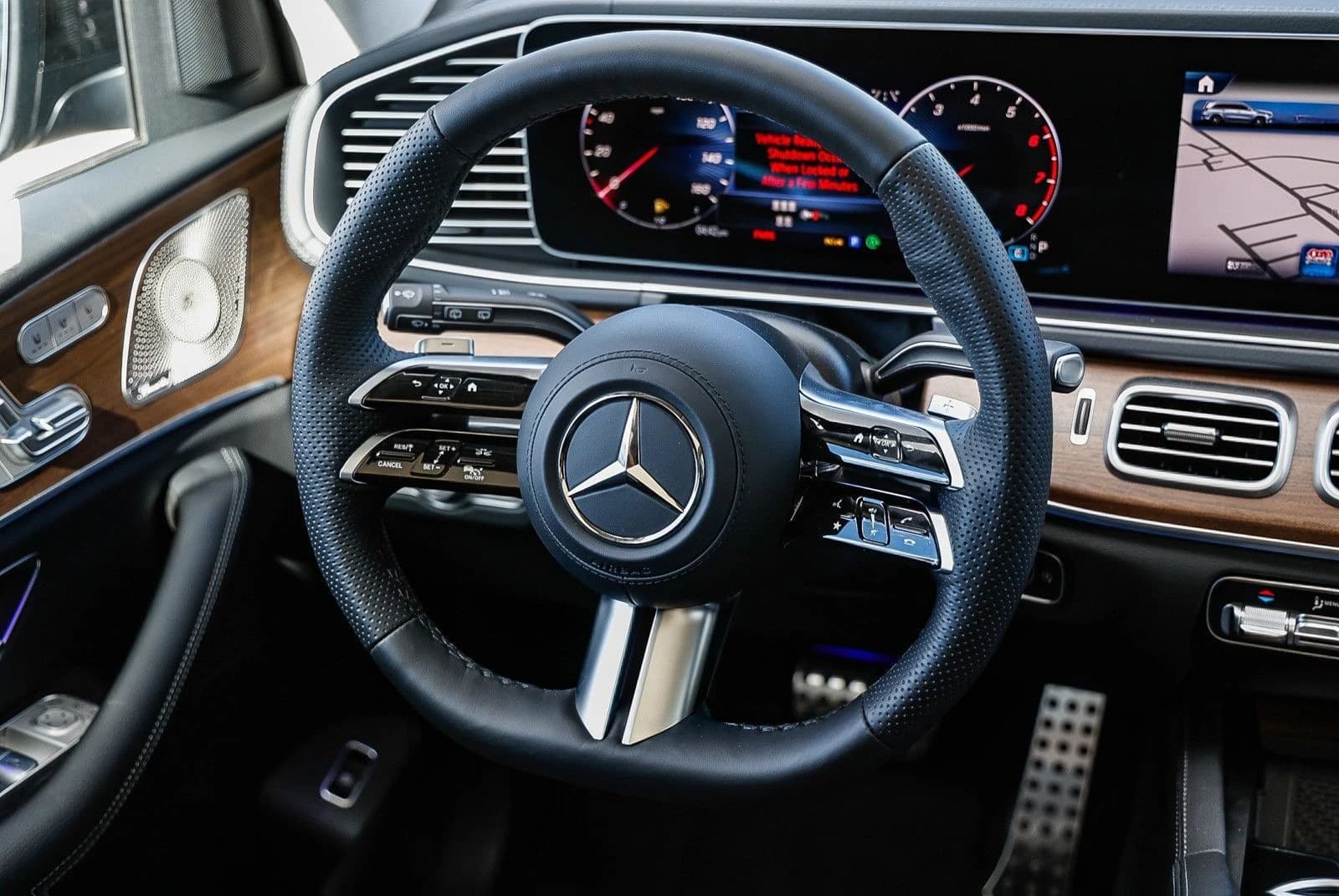 Mercedes-Benz GLS GLS 450 4MATIC SUV 2026 — side view