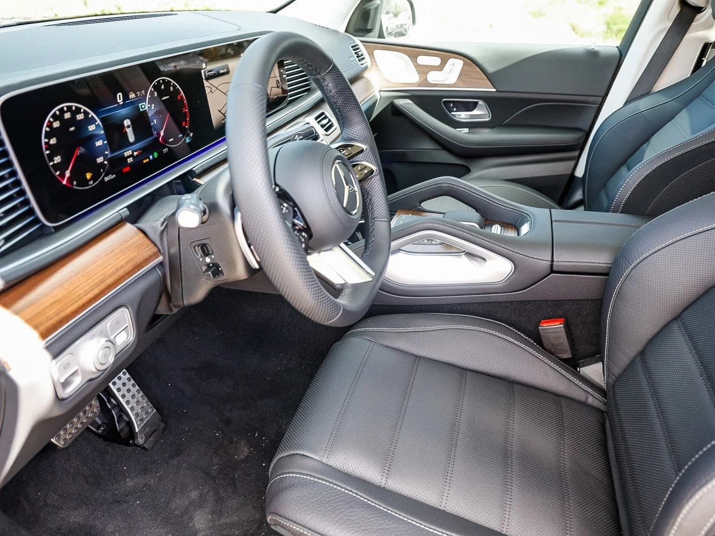 Mercedes-Benz GLS GLS 450 4MATIC SUV 2026 — side view