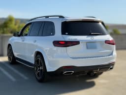 Mercedes-Benz GLS GLS 450 4MATIC SUV 2026 — side view