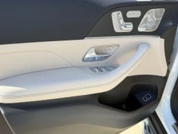 Mercedes-Benz GLS GLS 450 4MATIC SUV 2026 — side view