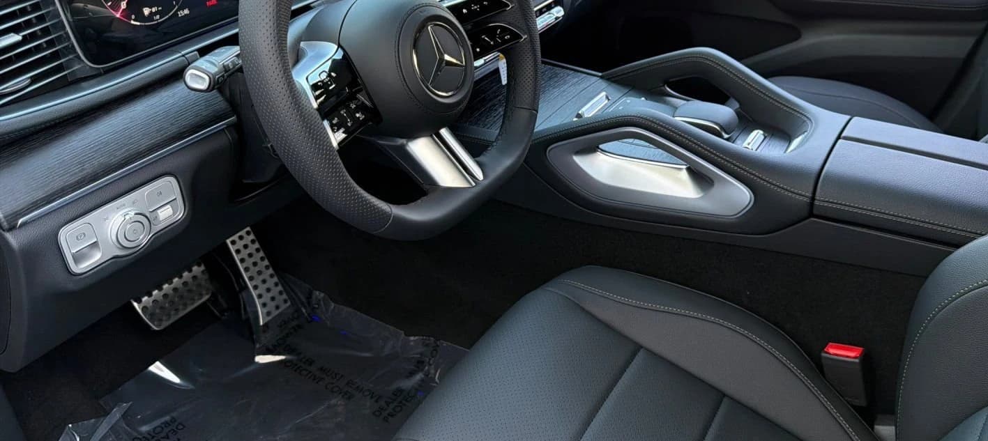 Mercedes-Benz GLS GLS 450 4MATIC SUV 2026 — side view