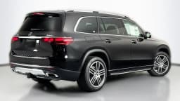 Mercedes-Benz GLS GLS 450 4MATIC SUV 2026 — side view