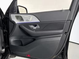 Mercedes-Benz GLS GLS 450 4MATIC SUV 2026 — side view