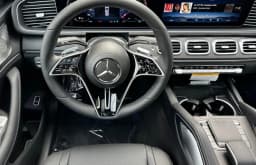 Mercedes-Benz GLS GLS 450 4MATIC SUV 2026 — side view