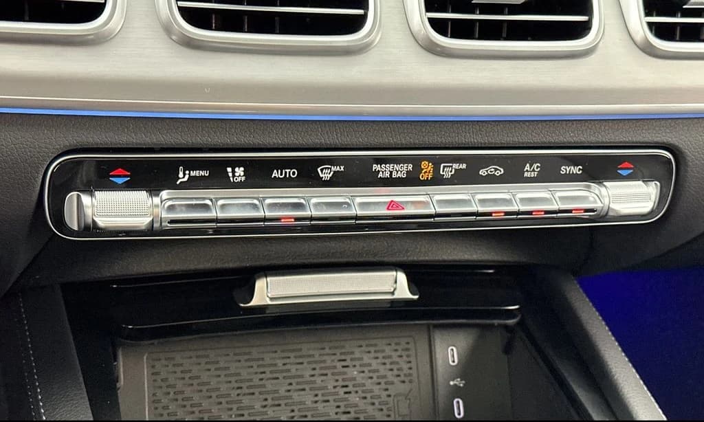 Mercedes-Benz GLS GLS 450 4MATIC SUV 2026 — side view