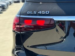 Mercedes-Benz GLS GLS 450 4MATIC SUV 2026 — side view