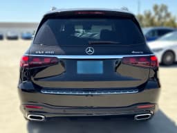 Mercedes-Benz GLS GLS 450 4MATIC SUV 2026 — side view