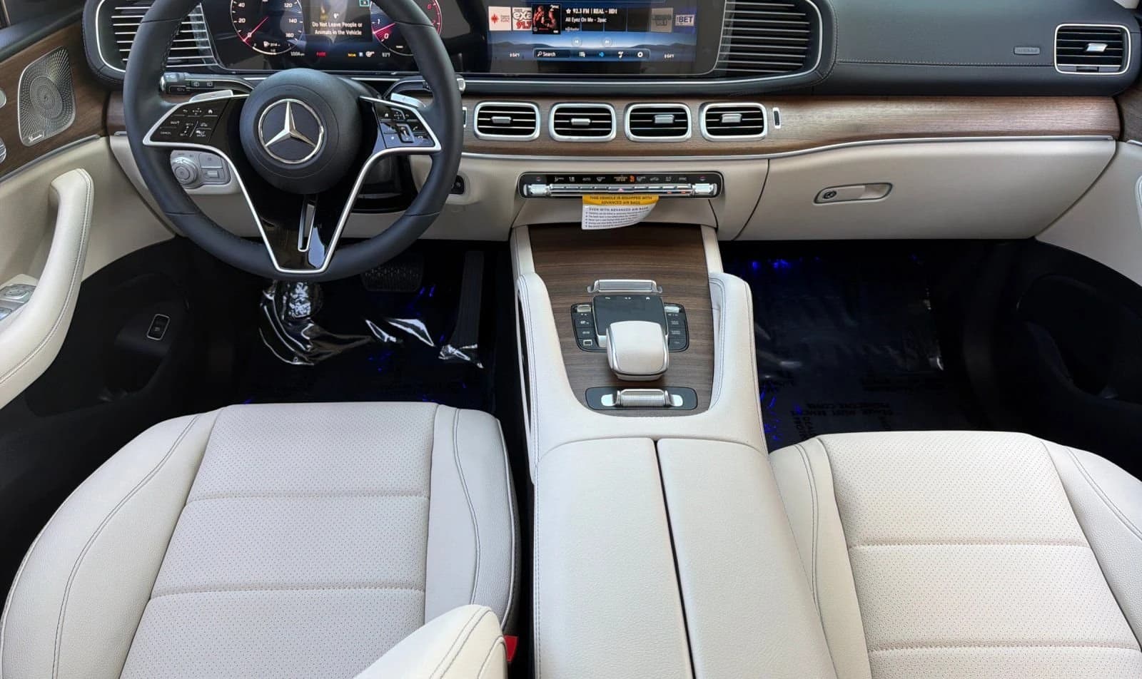 Mercedes-Benz GLS GLS 450 4MATIC SUV 2026 — side view