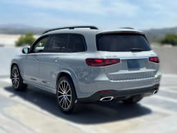 Mercedes-Benz GLS GLS 450 4MATIC SUV 2026 — side view