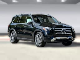 Mercedes-Benz GLS GLS 450 4MATIC SUV 2026 — side view
