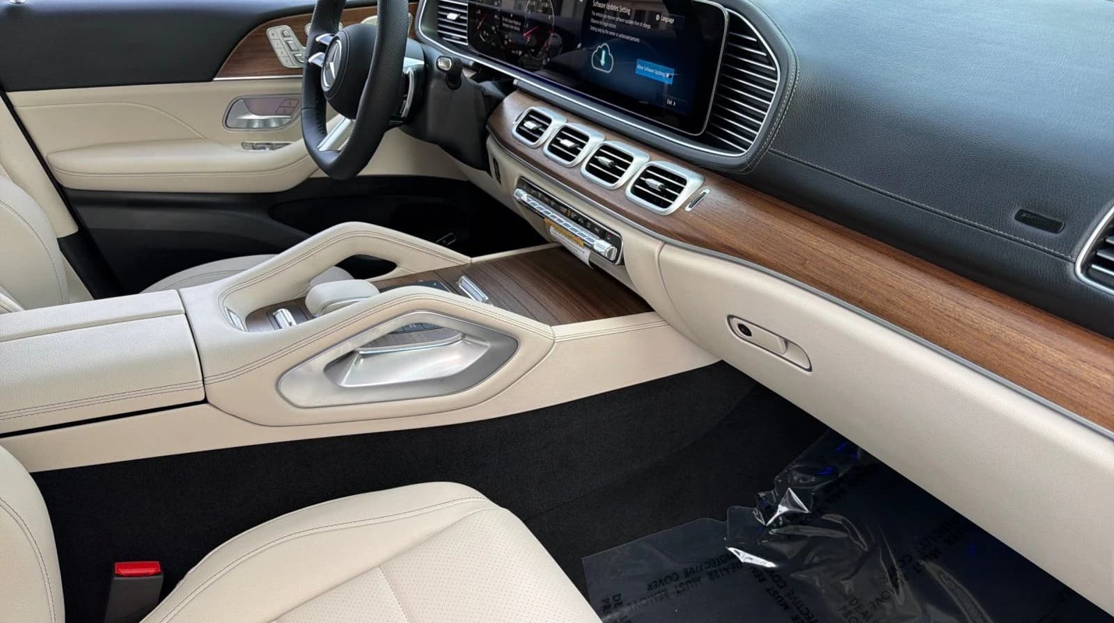 Mercedes-Benz GLS GLS 450 4MATIC SUV 2026 — side view