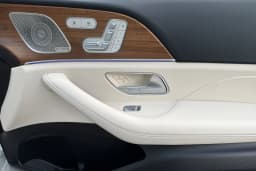 Mercedes-Benz GLS GLS 450 4MATIC SUV 2026 — side view