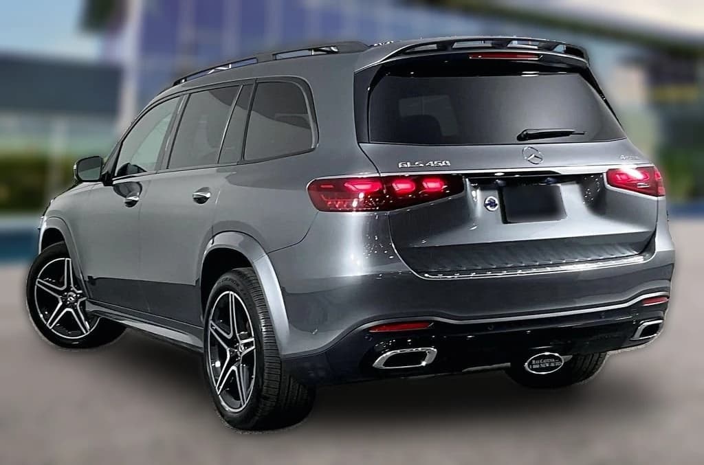 Mercedes-Benz GLS GLS 450 4MATIC SUV 2026 — side view