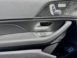 Mercedes-Benz GLS GLS 450 4MATIC SUV 2026 — side view