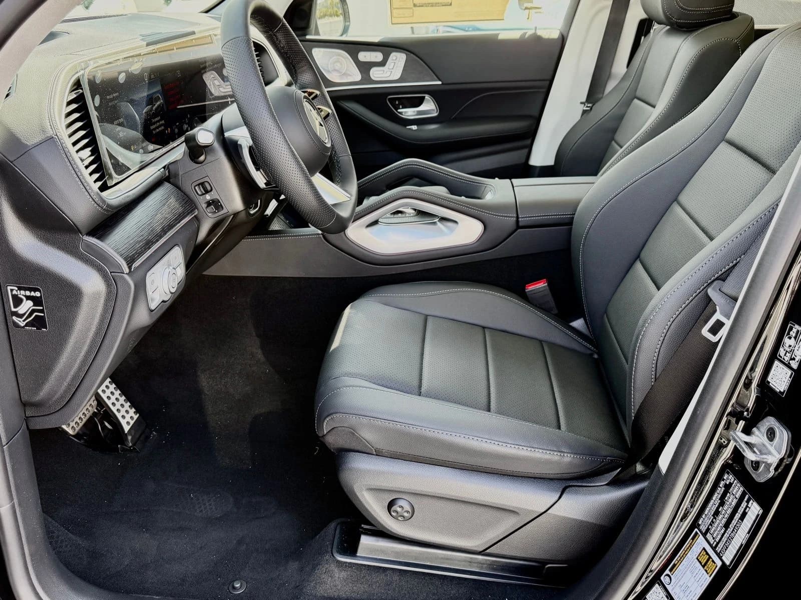 Mercedes-Benz GLS GLS 450 4MATIC SUV 2026 — side view