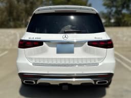 Mercedes-Benz GLS GLS 450 4MATIC SUV 2026 — side view