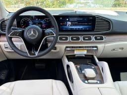 Mercedes-Benz GLS GLS 450 4MATIC SUV 2026 — side view