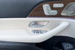 Mercedes-Benz GLS GLS 450 4MATIC SUV 2026 — side view