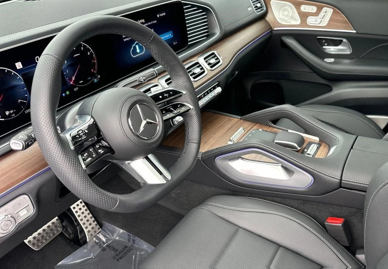 Mercedes-Benz GLS GLS 450 4MATIC SUV 2026 — side view