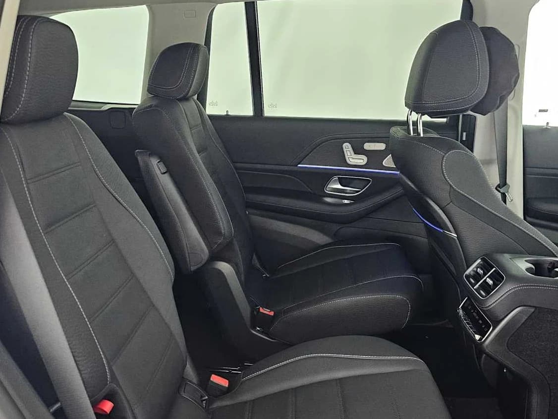 Mercedes-Benz GLS GLS 450 4MATIC SUV 2026 — side view