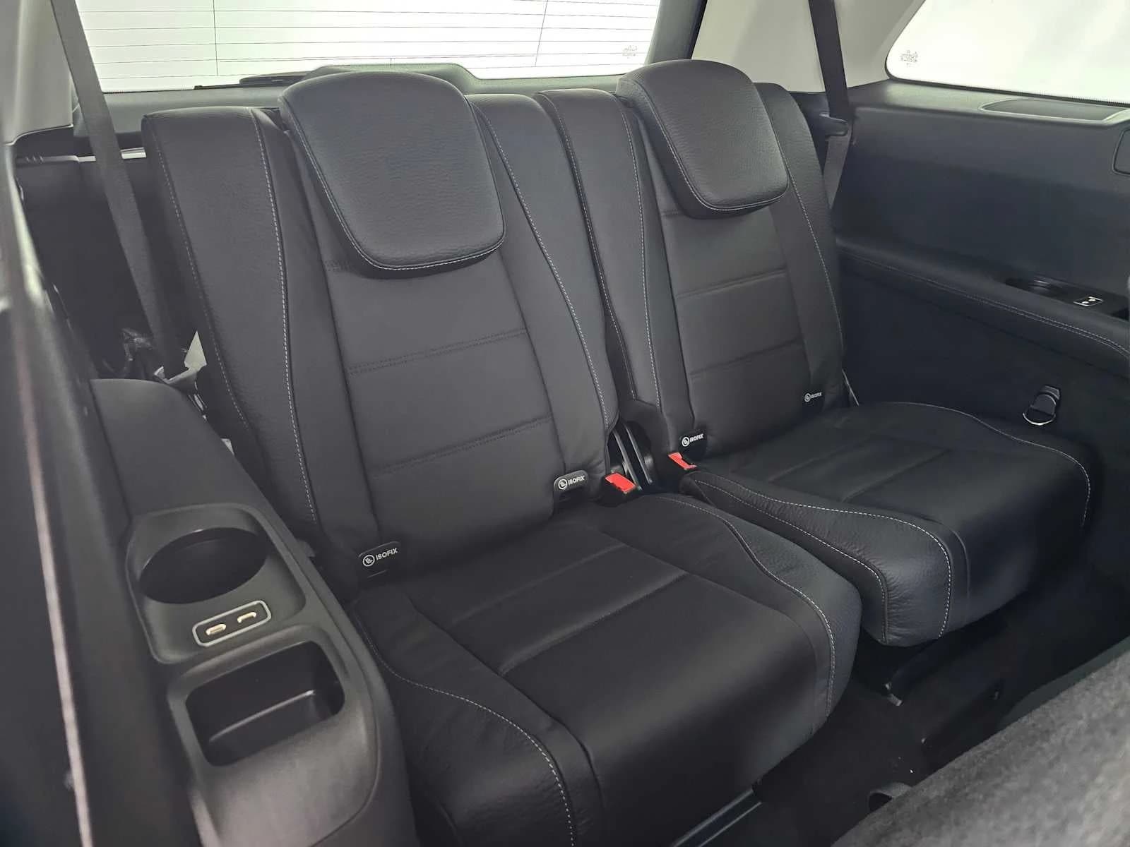 Mercedes-Benz GLS GLS 450 4MATIC SUV 2026 — side view