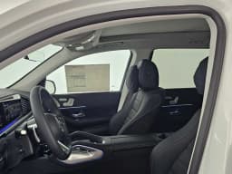 Mercedes-Benz GLS GLS 450 4MATIC SUV 2026 — side view