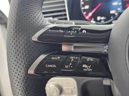 Mercedes-Benz GLS GLS 450 4MATIC SUV 2026 — side view