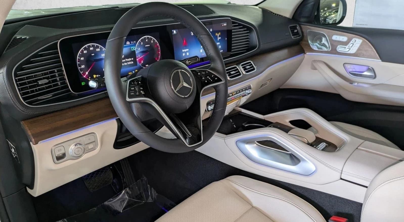 Mercedes-Benz GLS GLS 450 4MATIC SUV 2026 — side view