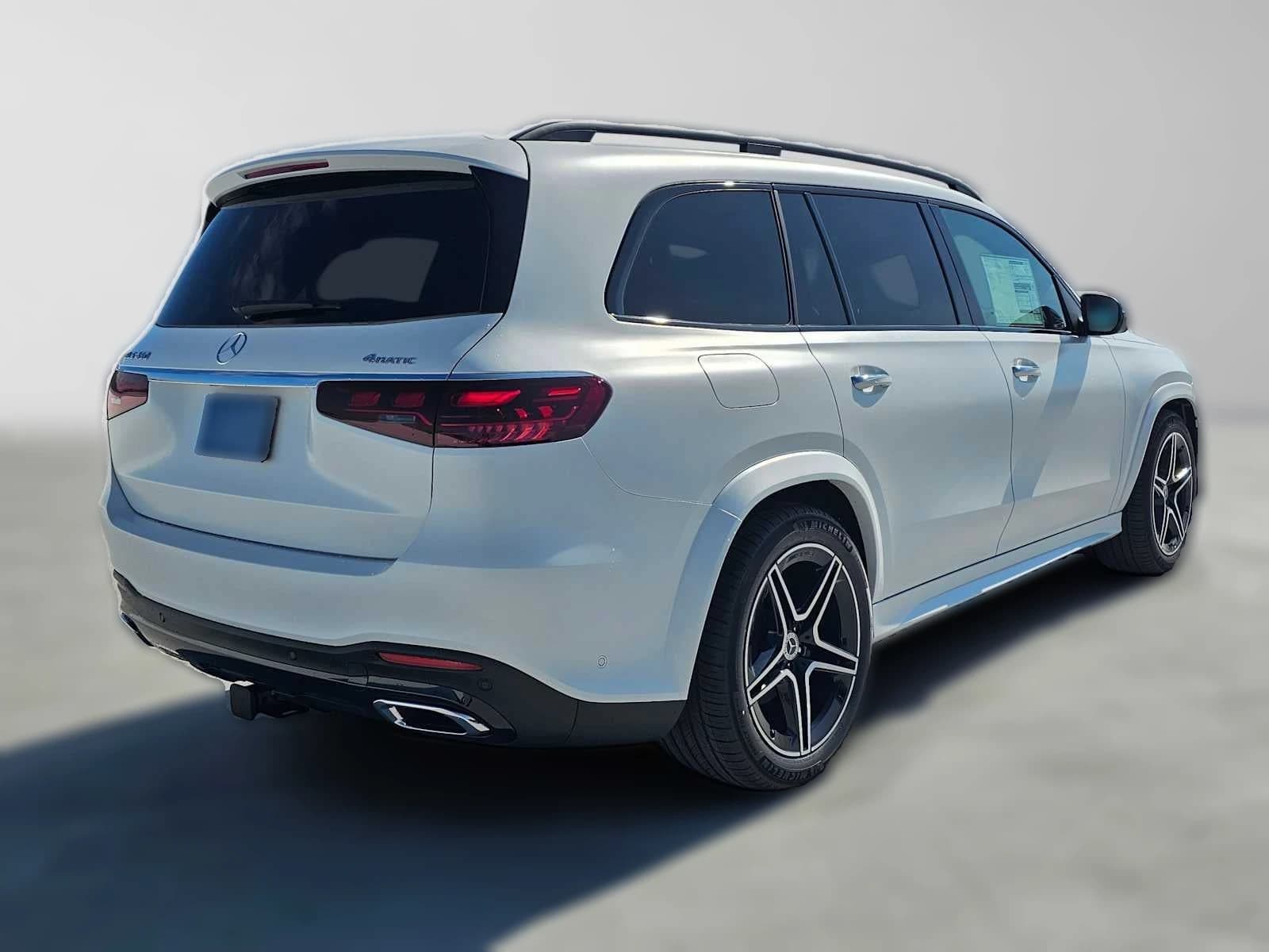 Mercedes-Benz GLS GLS 450 4MATIC SUV 2026 — side view