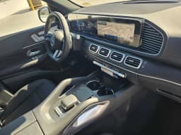 Mercedes-Benz GLS GLS 450 4MATIC SUV 2026 — side view