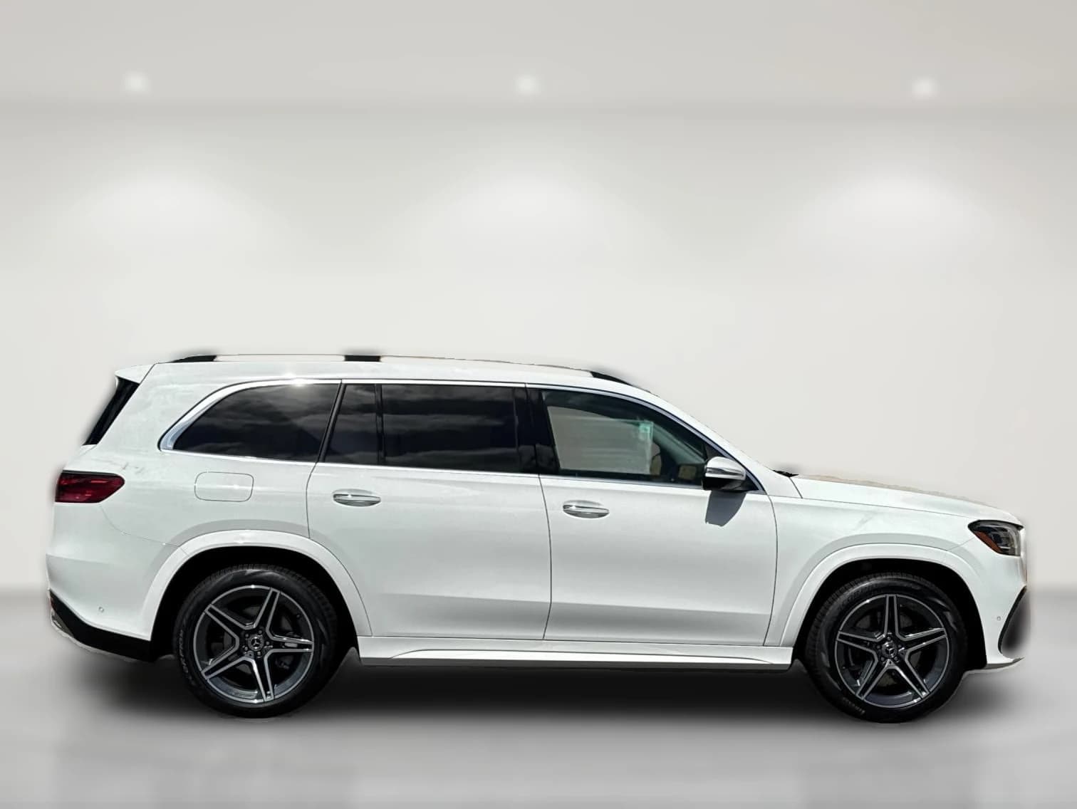 Mercedes-Benz GLS GLS 450 4MATIC SUV 2026 — side view
