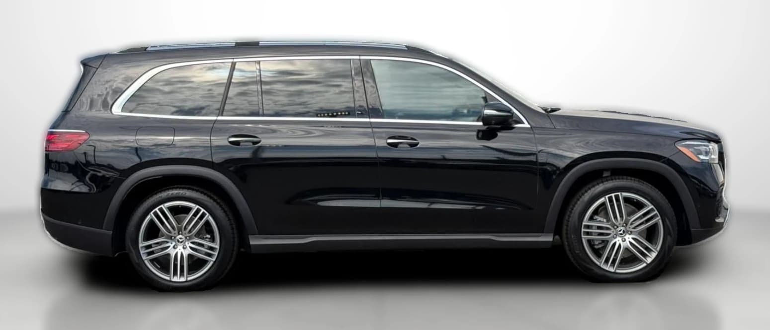 Mercedes-Benz GLS GLS 450 4MATIC SUV 2026 — side view
