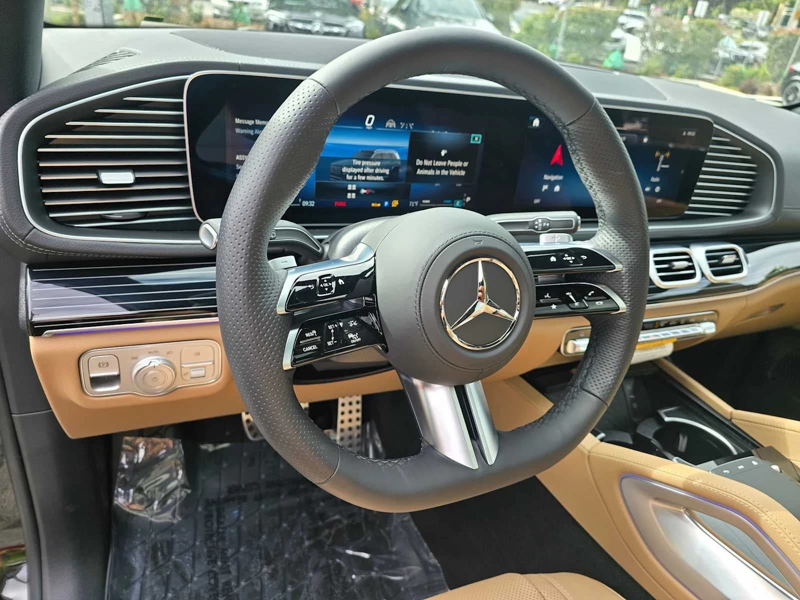 Mercedes-Benz GLS GLS 450 4MATIC SUV 2026 — side view