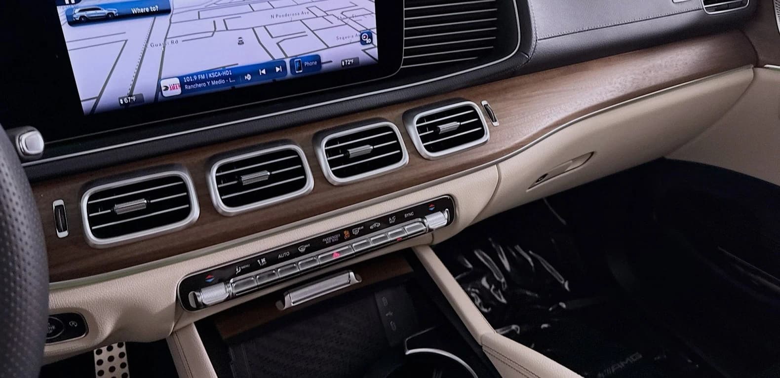 Mercedes-Benz GLS GLS 450 4MATIC SUV 2026 — side view