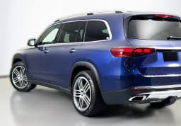 Mercedes-Benz GLS GLS 450 4MATIC SUV 2026 — side view