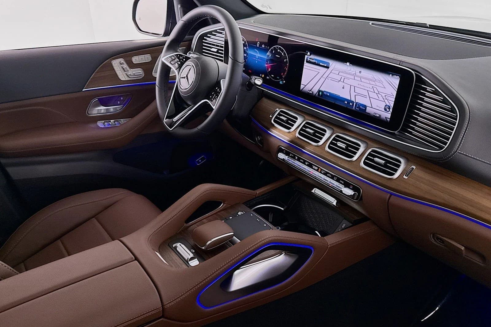 Mercedes-Benz GLS GLS 450 4MATIC SUV 2026 — side view