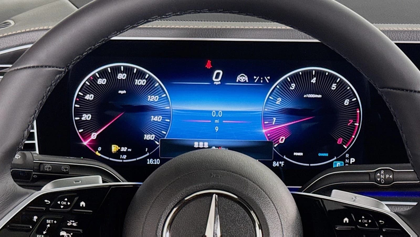 Mercedes-Benz GLS GLS 450 4MATIC SUV 2026 — side view