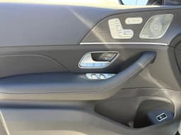 Mercedes-Benz GLS GLS 450 4MATIC SUV 2026 — side view